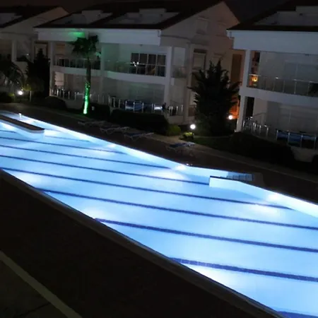 Gorgeous 2 Bed Private Ground Floor Home Antalya